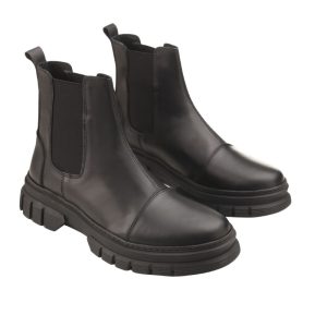 حذاء موديل 2000