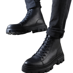 حذاء موديل bs2